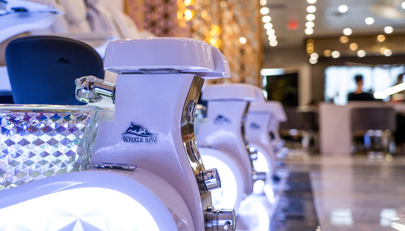 Choosing the Perfect Pedicure Chair: A Guide for Nail Salon Owners and Independent Technicians