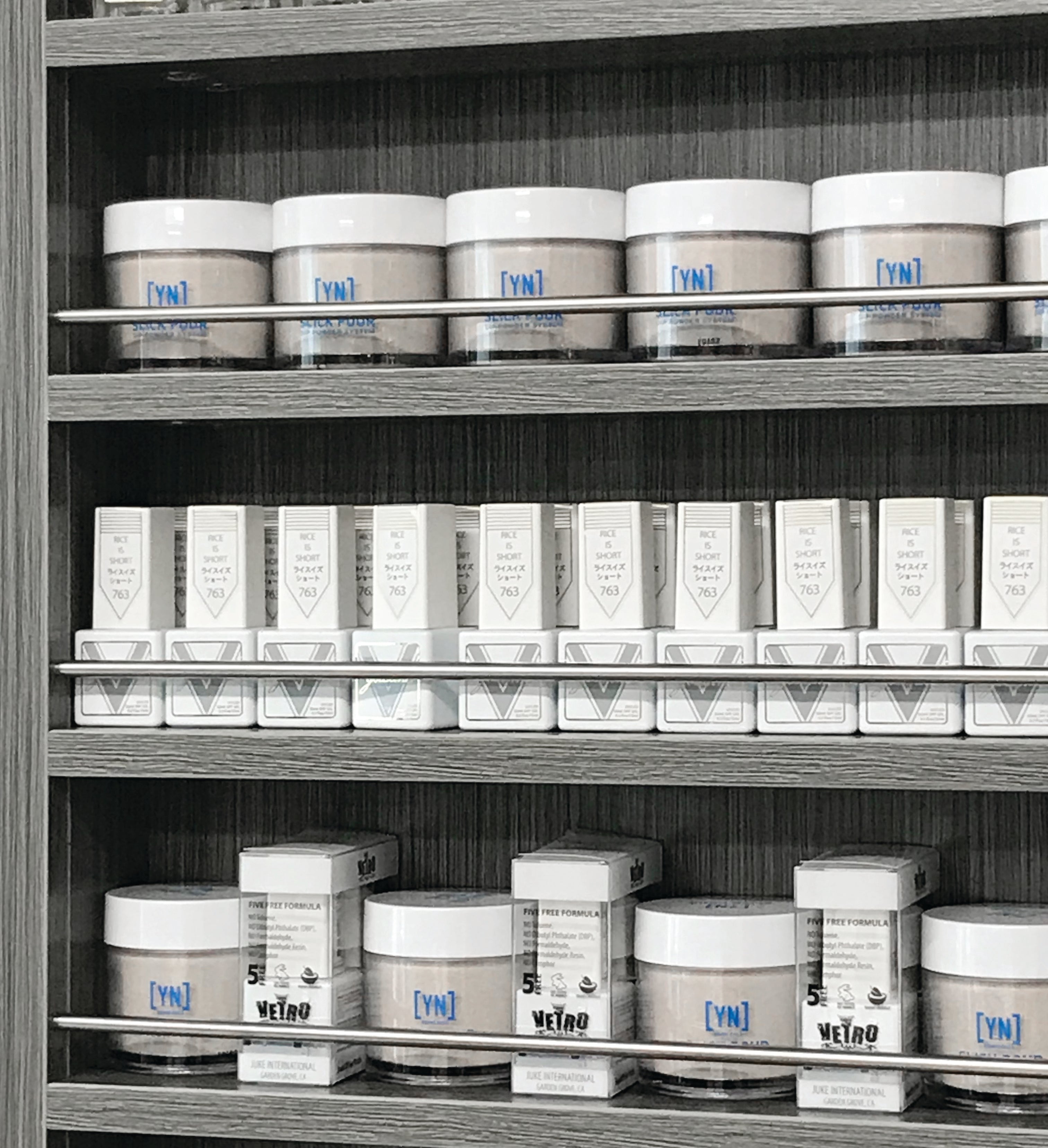 Polish and Powder Wall Display PC04